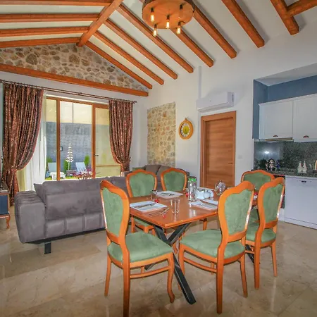 Patara Titanic 3+1 Villa, Oezel Havuzlu, * 페티예